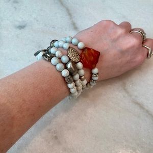 🔸NWT🔸 Light Blue Faceted Agate Gemstone Beaded Bracelet Set